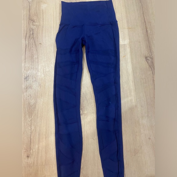 lululemon athletica Navy Leggings - Picture 2 of 2
